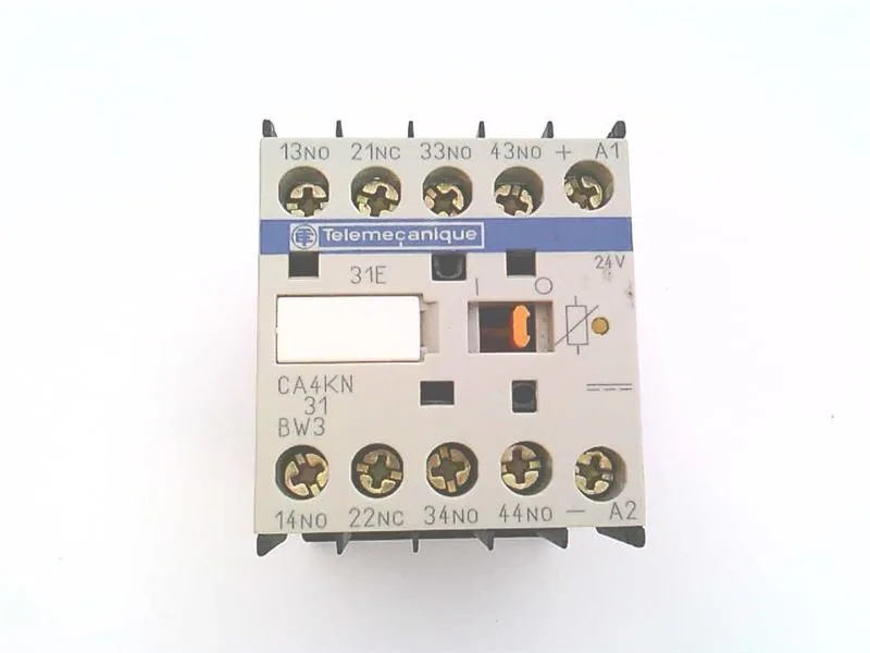 Schneider Electric CA4KN31BW3 (image 5)