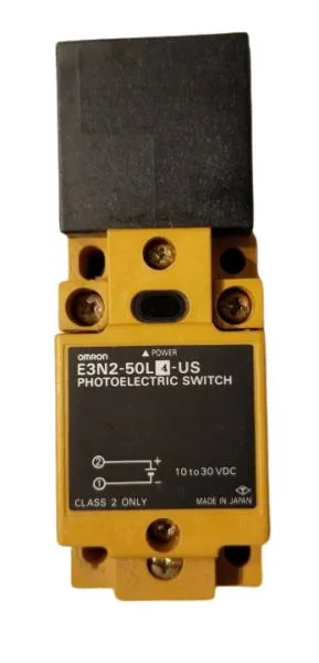 Omron E3N2-50L4-US — Photoelectric Sensors