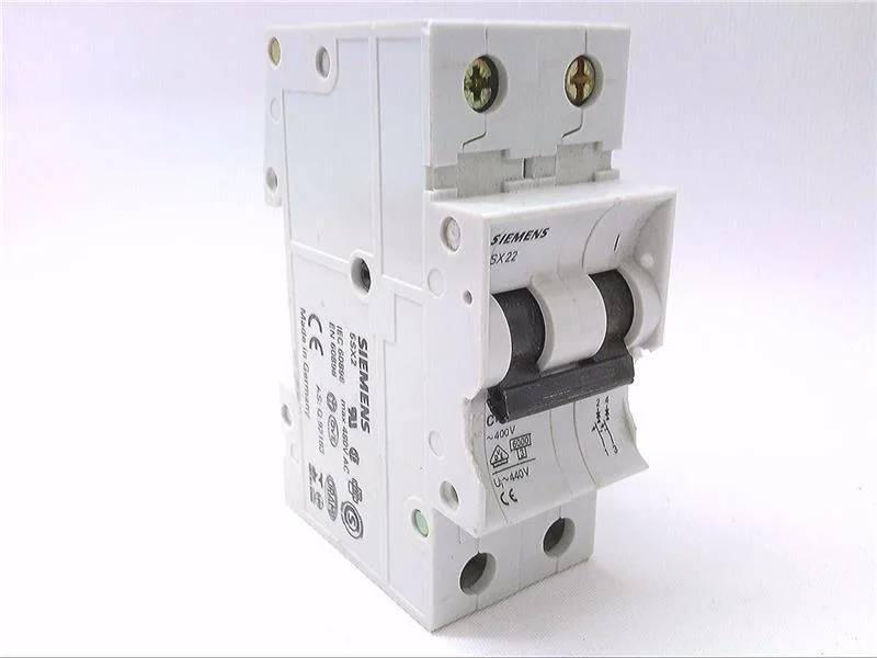 Siemens 5SX2204-7 — 2-Pole MCB (DIN Rail) (image 3)
