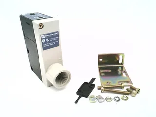 Schneider Electric XUJ-M120318H7 — Photoelectric Sensors (image 2)