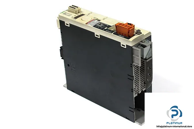 Schneider Electric LXM32MU45M2 (image 4)