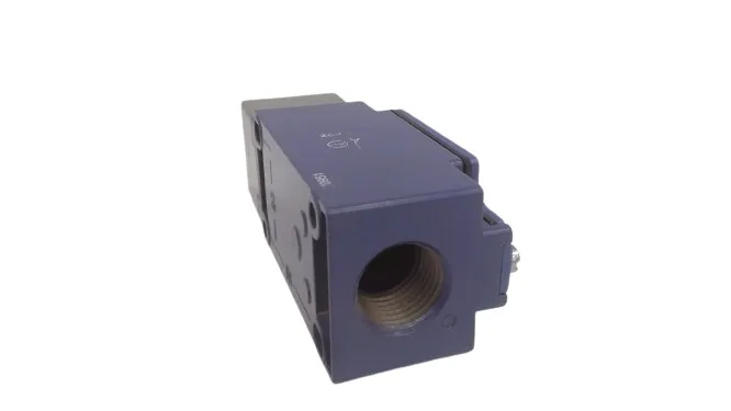 Schneider Electric XCK-J163H7 — Limit Switches (image 3)