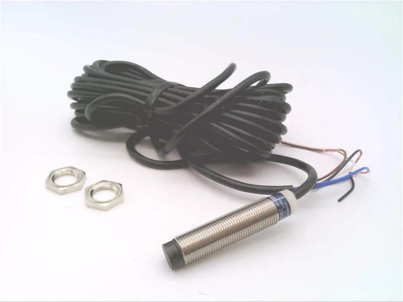 Schneider Electric XS2M12KP340L1 — Proximity Sensors (image 3)