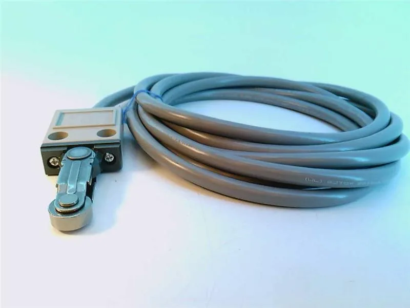 Omron D4C-1660 — Limit Switches (image 5)