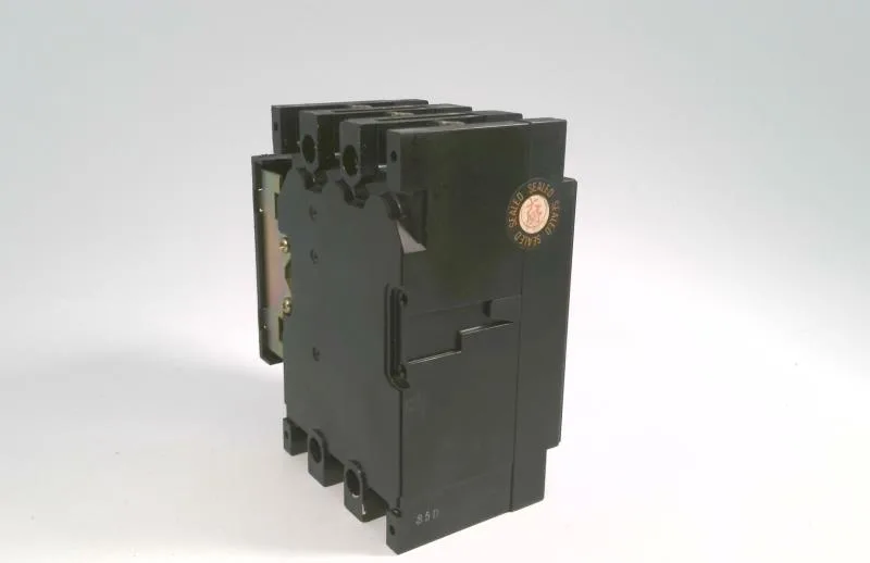 Fuji Electric SA33-30A — Miniature Circuit Breakers (MCB) (image 2)