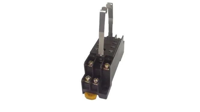 Omron PYF08A — Relay Sockets (image 4)