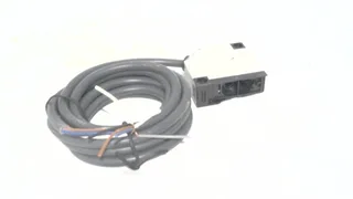 Omron E3JK-R4M1-ZH — Photoelectric Sensors (image 2)