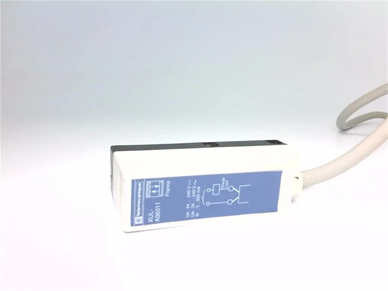 Schneider Electric XULA06011 — Photoelectric Sensors (image 5)