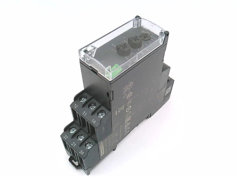 Schneider Electric RM22TA33 (image 3)