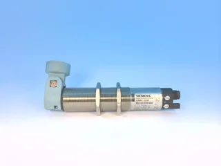 Siemens 3RG61233CF000AK0 — Proximity Sensors (image 2)