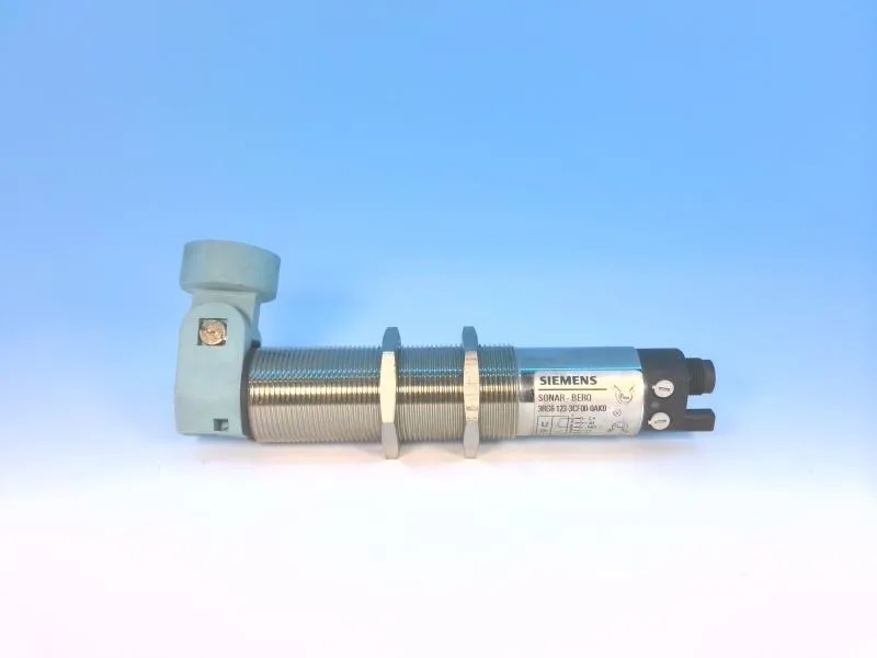 Siemens 3RG61233CF000AK0 — Proximity Sensors (image 2)