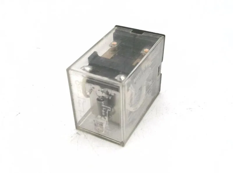Omron MY2-02-US-SV AC110/120 — General Purpose Relays (image 2)