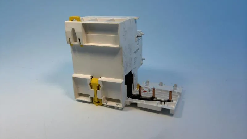 Schneider Electric A9V41363 (image 2)