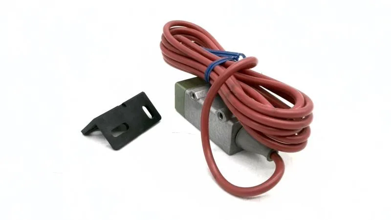 Omron E3S-3LE2 — Photoelectric Sensors (image 2)