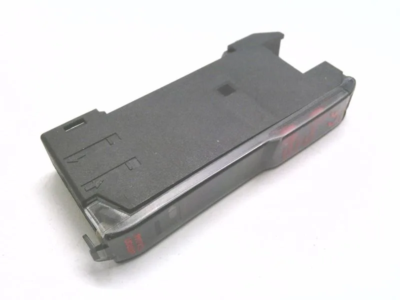 Omron E3XDA8 — Photoelectric Sensors (image 3)