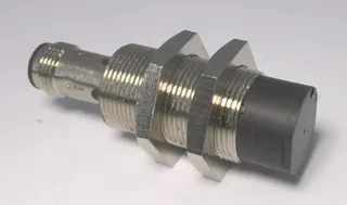 Omron E2B-M18KN16-M1-B2