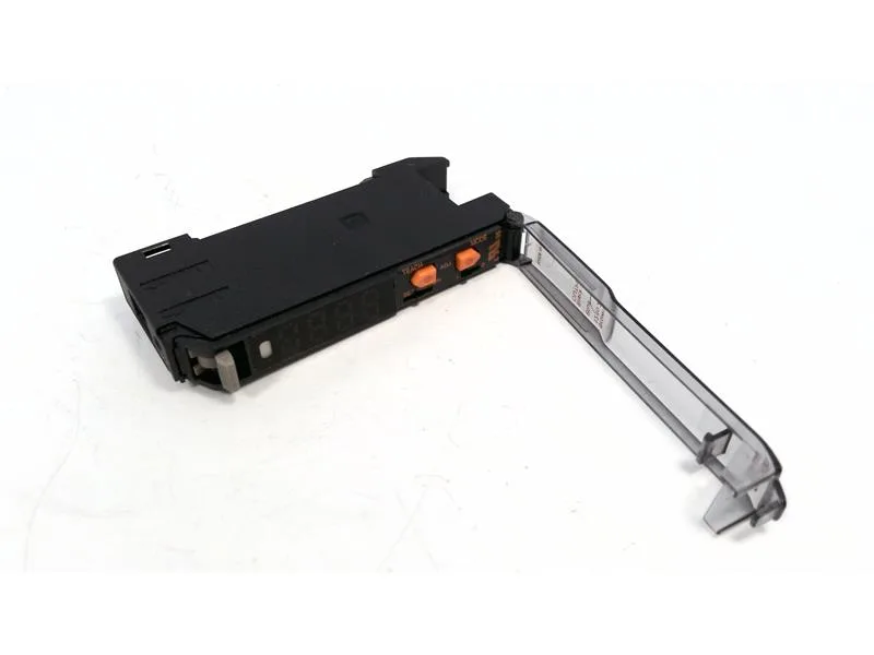 Omron E3X-DA6-1 — Photoelectric Sensors (image 2)