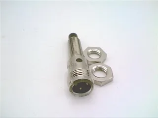 E2A-M08KN04-M1-B1