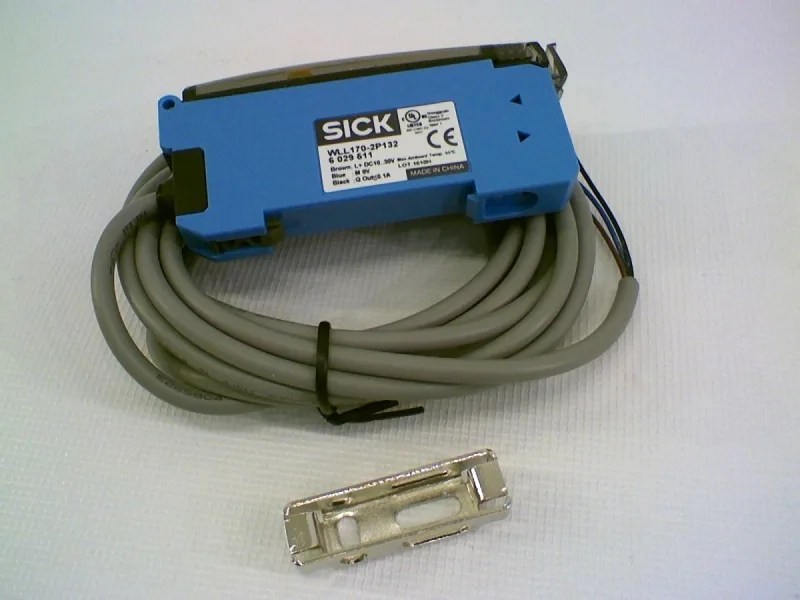 SICK WLL170-2P132 — Photoelectric Sensors (image 2)