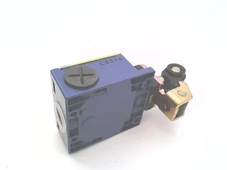 Schneider Electric XCKM121 — Limit Switches (image 3)