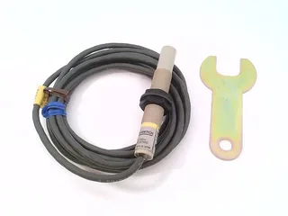 Omron E2K-X4MY2 — Proximity Sensors (image 4)