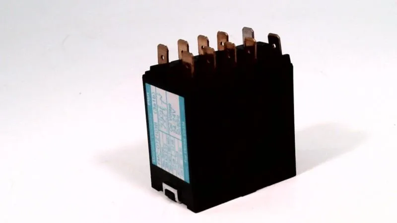 Fuji Electric FMC-OTZ103B — Contactors (image 4)