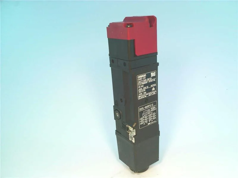 Omron D4SL-N4RFG-D — Limit Switches (image 2)
