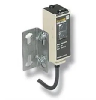 Omron E3S-CR61-M1J 0.3M — Photoelectric Sensors
