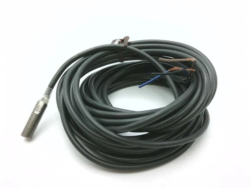 Omron E2E-X1R5F1 5M — Proximity Sensors (image 2)
