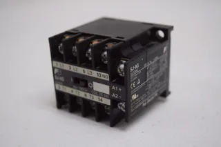 Fuji Electric SJ-0G/UL-DC24V-1A — Contactors (image 2)