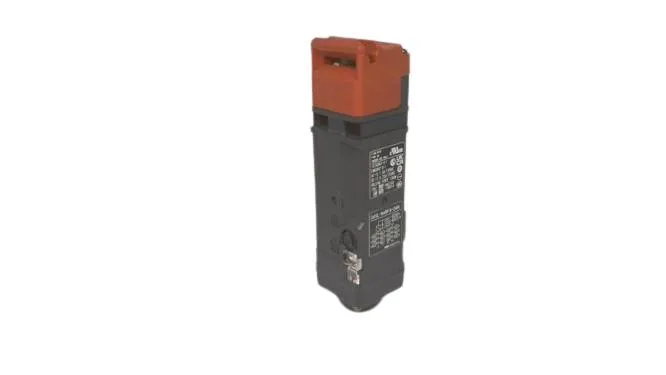 Omron D4SL-N4RFA-D4N — Limit Switches (image 2)
