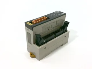 Omron SRT2-ID32ML-1 — PLC I/O & Expansion Modules
