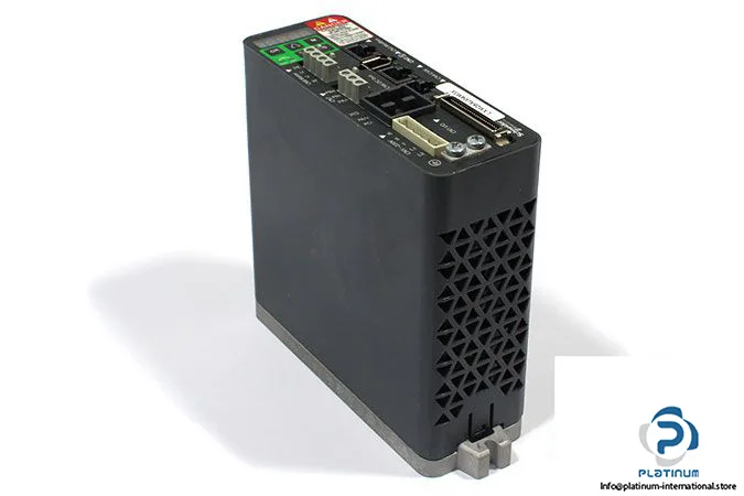 Schneider Electric LXM28AU04M3X (image 3)