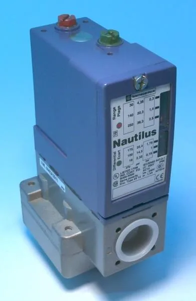Schneider Electric XMLB002A2S11 — Pressure Sensors (image 2)