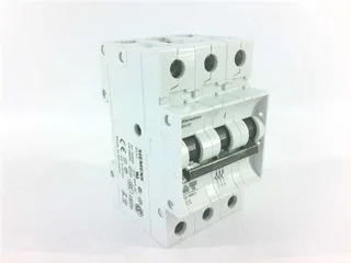 Siemens 5SX2325-7 — 3-Pole MCB (DIN Rail)