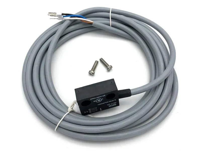 SICK RE11-DA03S02 — Photoelectric Sensors