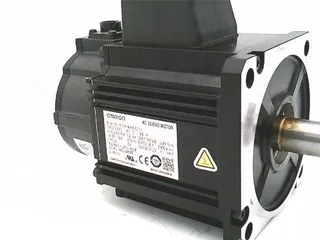 Omron R88M-K1K030T-S2 — Servo Motors