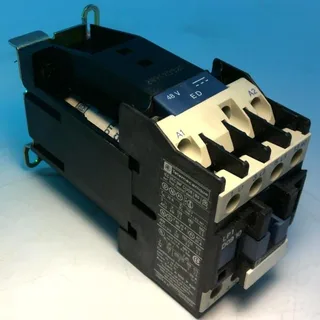 Schneider Electric LP1D0910ED — Contactors (image 2)