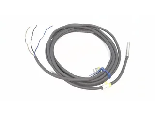 Omron E2E-CR8B1 — Proximity Sensors (image 3)