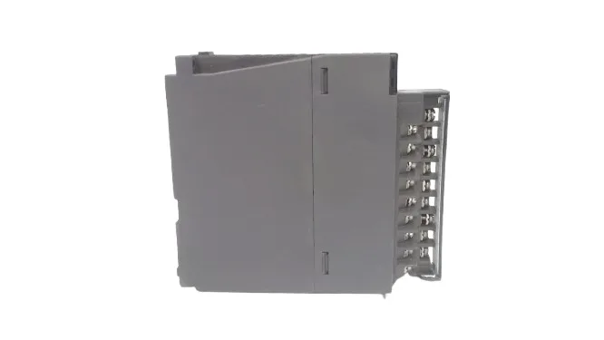 Mitsubishi Electric Q64DAN — PLCs (Programmable Logic Controllers) (image 4)
