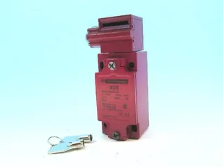 Schneider Electric XCSC703