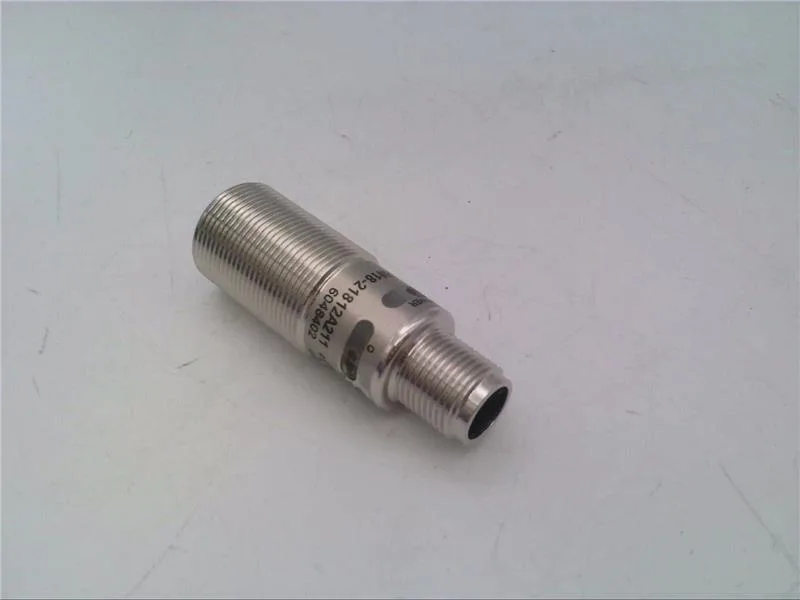 SICK UM18-21812A211 — Proximity Sensors (image 2)