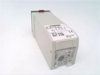 Schneider Electric RHT418B