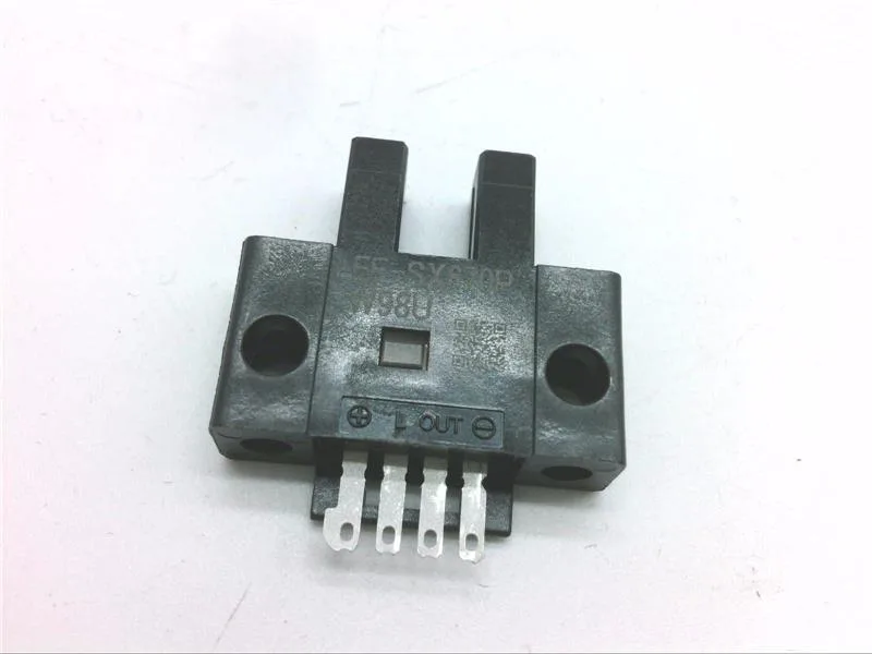 Omron EE-SX670P — Photoelectric Sensors