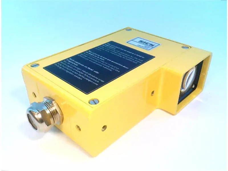 SICK WSU 26-220 — Photoelectric Sensors (image 2)