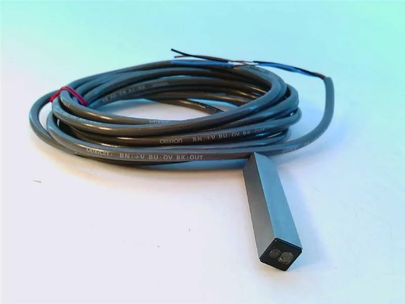 Omron E3HS-DS5E1 — Photoelectric Sensors (image 2)