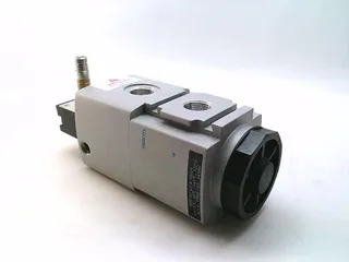 Festo HEM-M2-G3/8-10024 — Solenoid & Directional Valves (image 2)