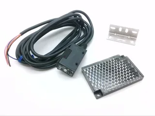 Omron E3S-AR71 — Photoelectric Sensors