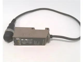 Omron E3S-CT61-D-M1J 0.3M — Photoelectric Sensors