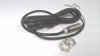 Schneider Electric XS1N12PC410 — Proximity Sensors